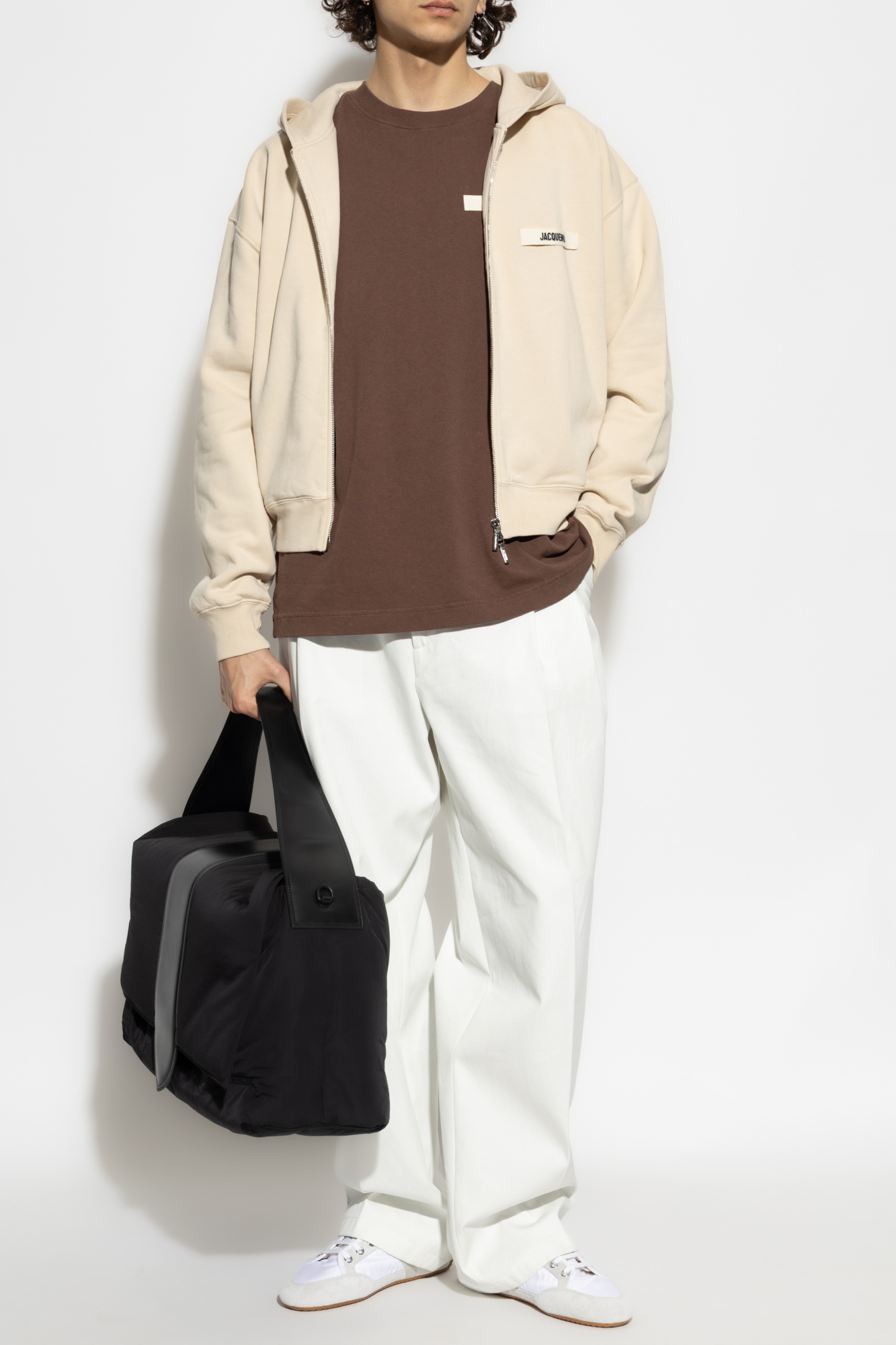 Tシャツ・カットソー JACQUEMUS FW25 T-shirts (25HTSM00133 AJ00226150) Jacquemus T Shirt – TheDesignerBox